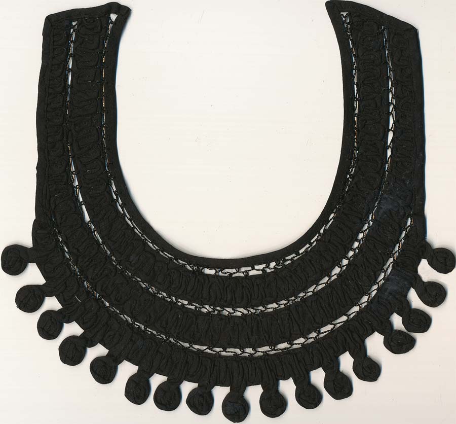 10.5" Crochet Braid Collar-Black
