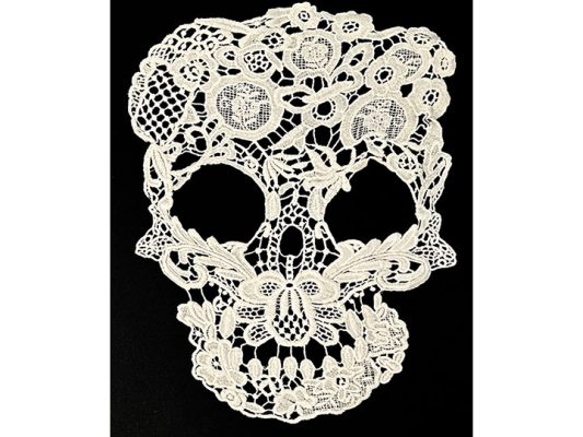 <font color="red">IN STOCK</font><br>10" x 14" Cotton Skull Applique-Natural