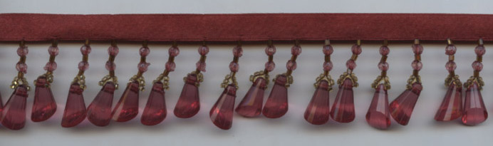 <font color="red">IN STOCK</font><br>1+5/8" Plastic Beaded Fringe-Wine/Gold