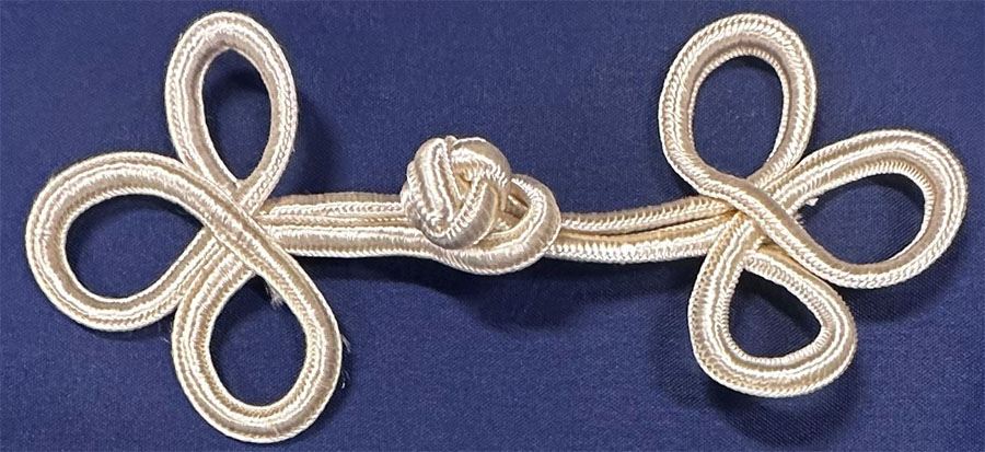 <font color="red">IN STOCK</font><br>2" x 5+1/2" Rayon Loop Frog Closure-Ivory