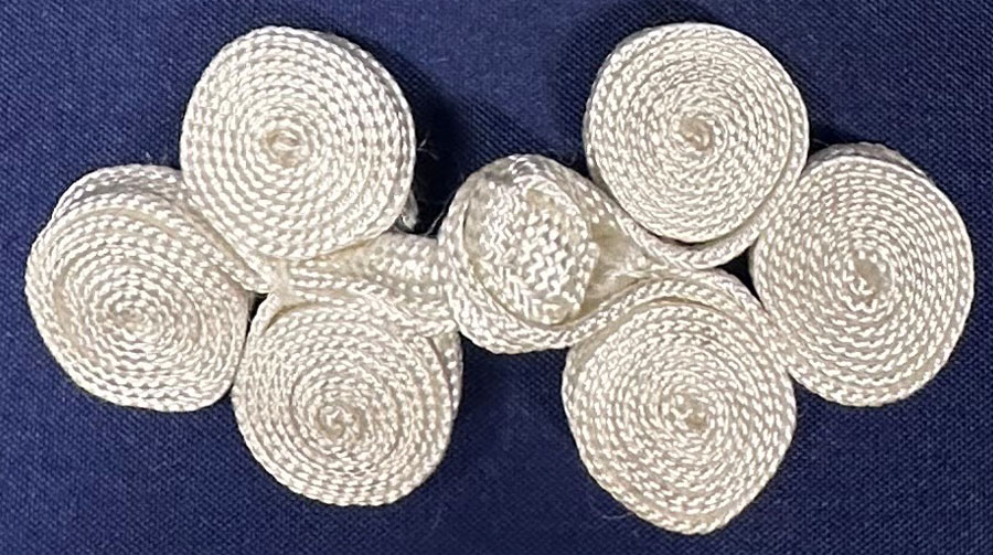 <font color="red">IN STOCK</font><br>1+1/2" x 2+1/2" Rayon Frog Closure-White