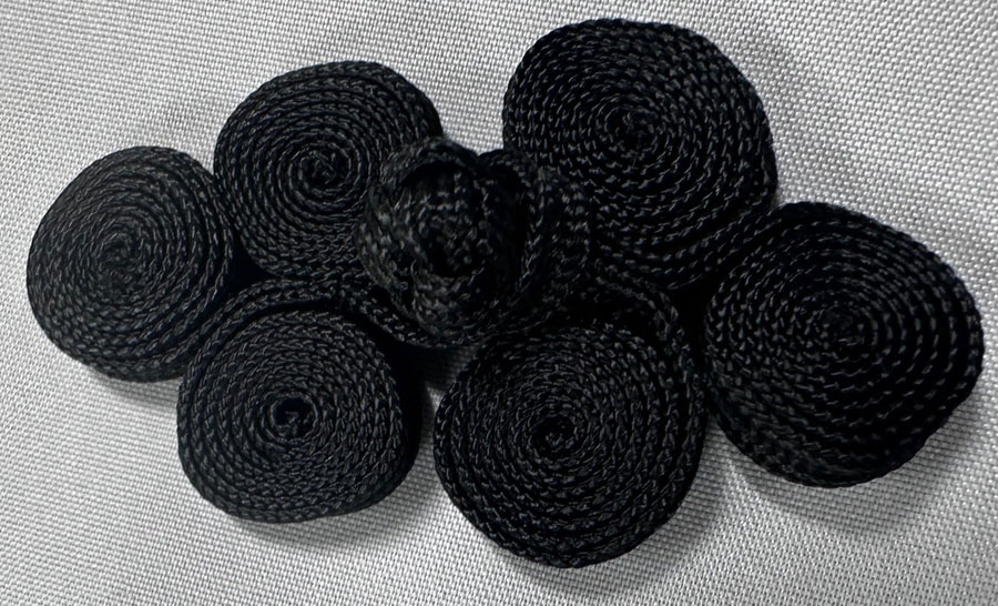 <font color="red">IN STOCK</font><br>1+1/2" x 2+1/2" Rayon Frog Closure-Black