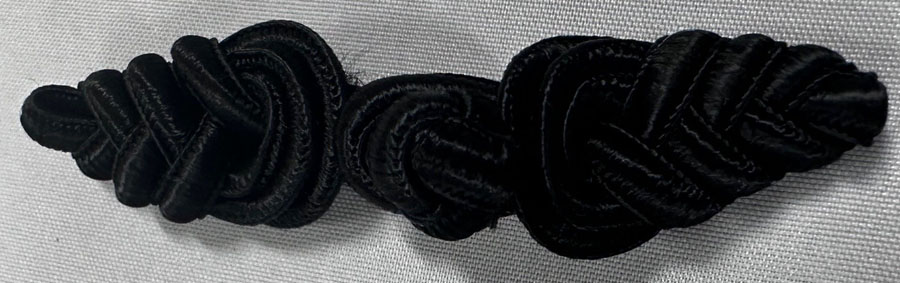 <font color="red">IN STOCK</font><br>3/4" x 3+1/4" Rayon Pinapple Frog Closure-Black