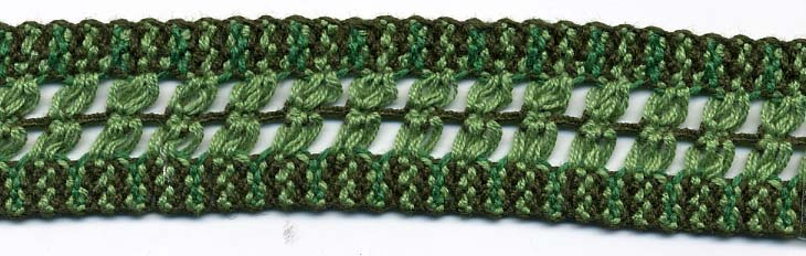 <font color="red">IN STOCK</font><br>1+1/4" Cotton Cluny Galloon Interval-Green Multi