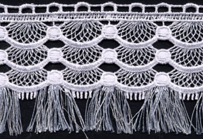<font color="red">IN STOCK</font><br>2+9/16" Poly Scallop Fringed-White