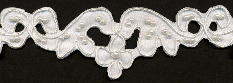 <font color="red">IN STOCK</font><br>1+1/2" Poly Lace Venise-White With Pearls