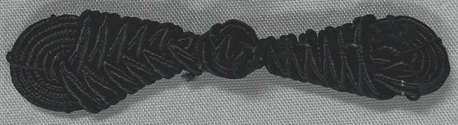 <font color="red">IN STOCK</font><br>5/8" x 2+1/2" Rayon Pinapple Frog Closure-Black