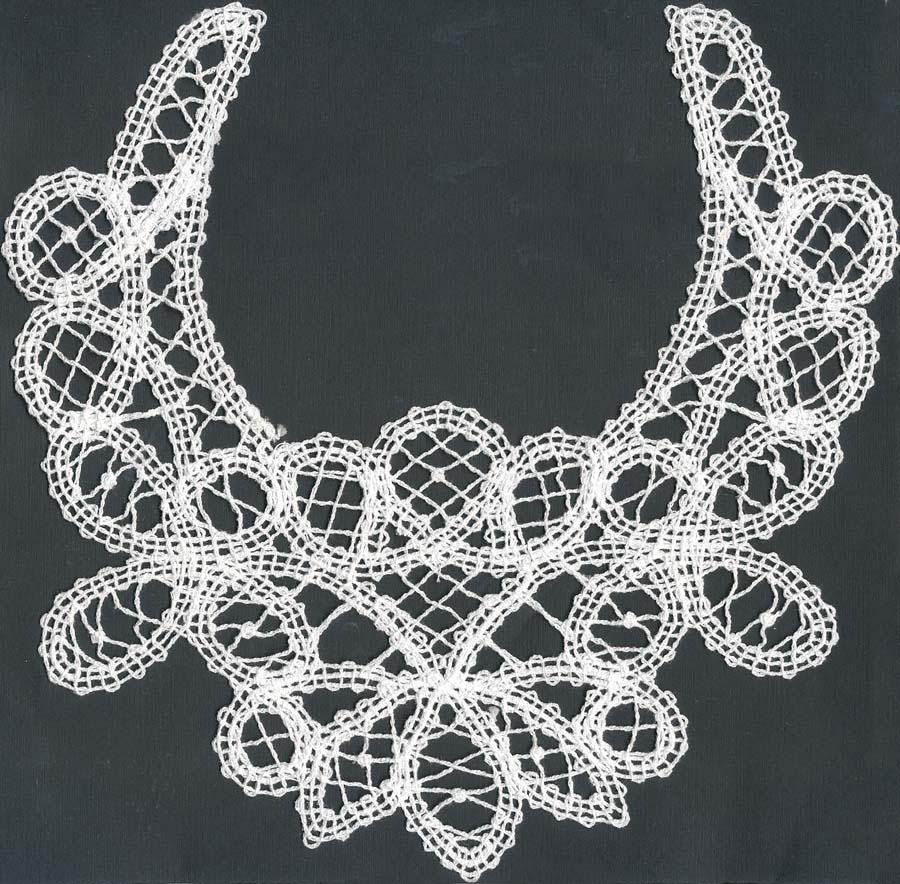 9" x 11" Cotton Crochet Applique-White