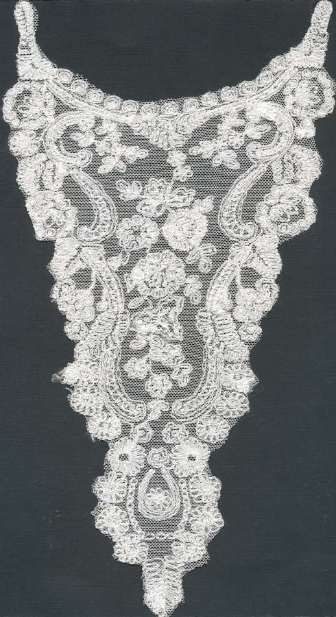 13" x 7" Venise Lace Yoke-White