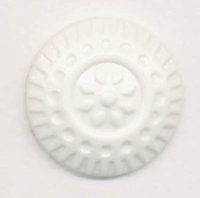<font color="red">IN STOCK</font><br>32L Daisy Shank Button-White