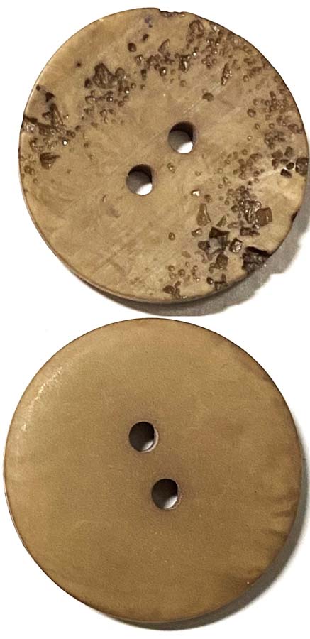 <font color="red">IN STOCK</font><br>38L 2-Hole Immitation Coconut Button