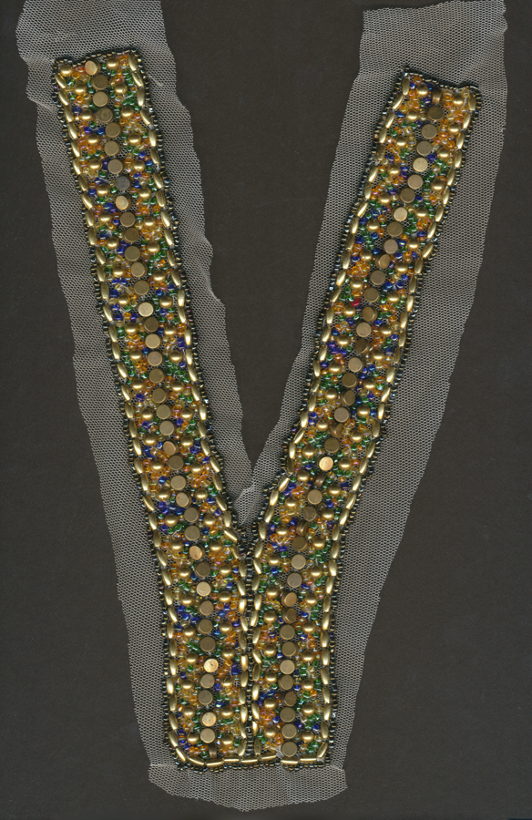 "Y" Crystal and Beaded Mesh Collar-Antique Gold