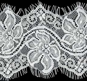 3.5" Lace Galloon With Curved Ladder-White<>Chantilly / Eyelash Lace