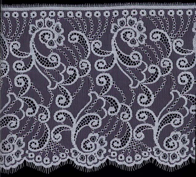 7" Straight Edge Lace With Circles-White<>Chantilly / Eyelash Lace