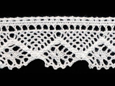 <font color="red">IN STOCK</font><br>1+1/2" Cotton Cluny Lace-White