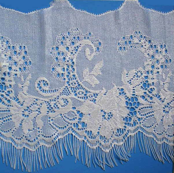 6" Pointed Lace Edge-White<>Chantilly / Eyelash Lace