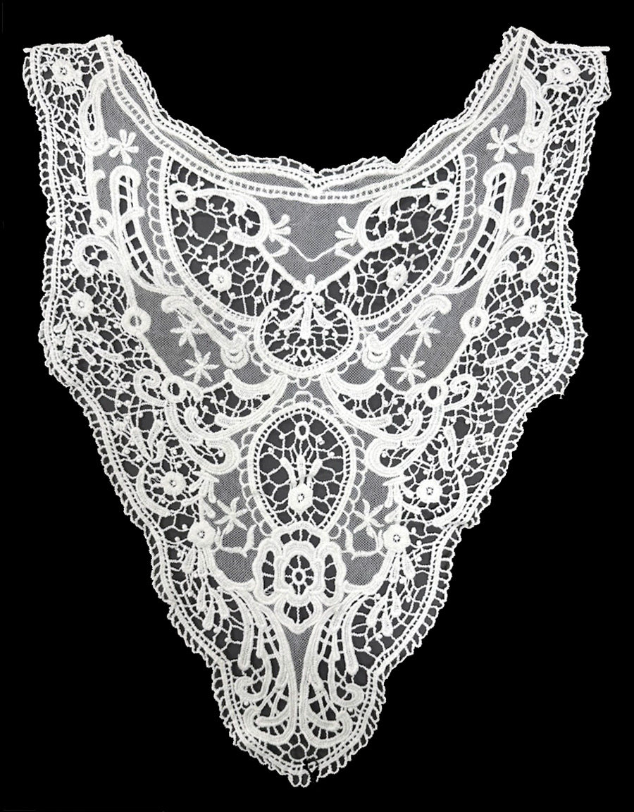 <font color="red">IN STOCK</font><br>15" x 19" Cotton Venise Yoke-White